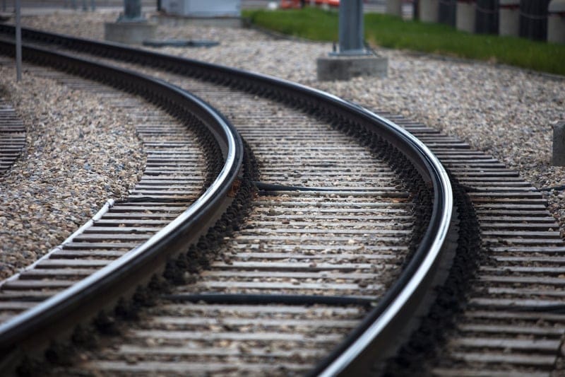 Uszkodzone tory pod Dęblinem. Tusk: nie wykluczamy dywersji